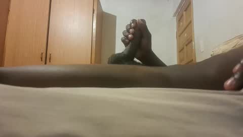 Snapshot of mello_sins chatting on March 1, 8:05 am mello_sins online show from March 1, 8:05 am