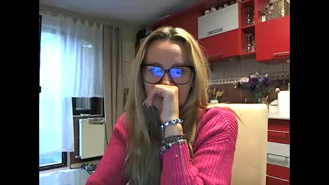 Melly online show from September 29, 6:18 am