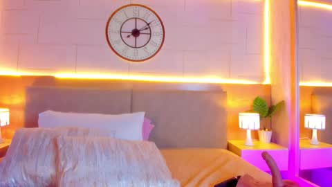 Melody online show from January 14, 4:18 am