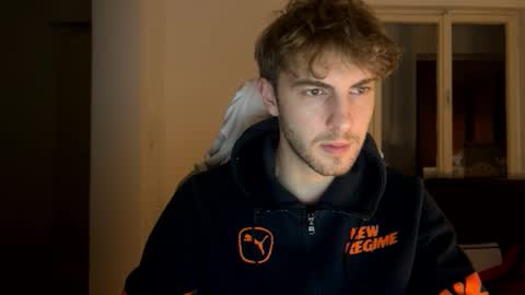 Melodicass online show from December 7, 2:31 am