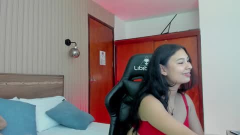 Melody  online show from December 24, 2:01 pm