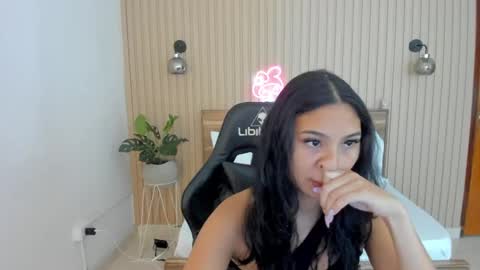 Melody  online show from March 8, 12:20 pm