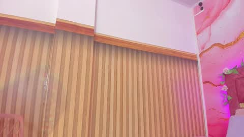 Mixie online show from November 8, 10:48 am