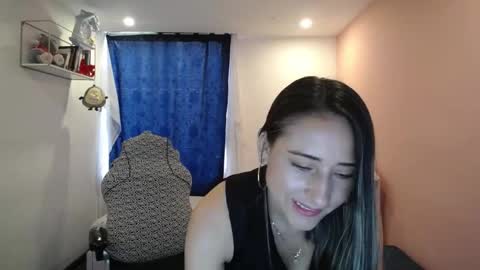 Snapshot of melody_sofia1 chatting on February 4, 7:22 pm Melody online show from February 4, 7:22 pm