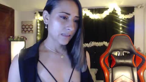 Snapshot of melody_sofia1 chatting on October 3, 11:13 pm Melody online show from October 3, 11:13 pm