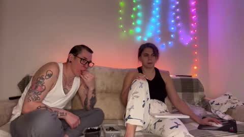 Snapshot of melody_song chatting on January 14, 11:49 am melody_song online show from January 14, 11:49 am