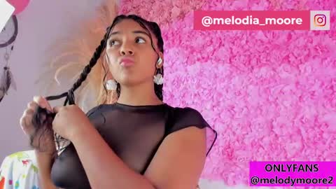 Melody online show from October 3, 10:18 pm