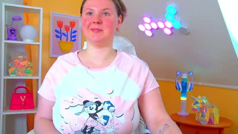 Melody online show from April 22, 6:38 am