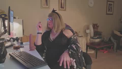 Melody online show from March 15, 2:39 am