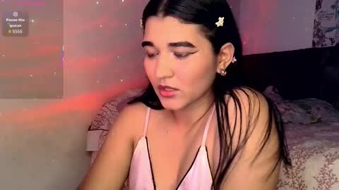 Snapshot of melodyysweetie chatting on September 12, 4:01 am melodyysweetie online show from September 12, 4:01 am