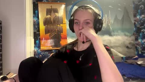 Hi Im Aria 18 years old online show from November 3, 5:25 pm