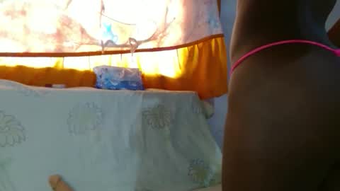 mely tomson online show from October 17, 1:46 pm