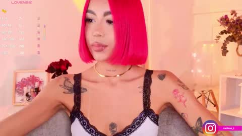 Melissa online show from November 19, 9:59 pm