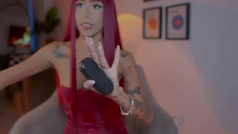 Snapshot of melytaylor_ chatting on June 28, 10:38 pm Melissa online show from June 28, 10:38 pm