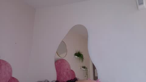 Snapshot of memphiswilliams chatting on October 29, 3:20 am Memphis Williams online show from October 29, 3:20 am