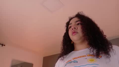 Snapshot of memphiswilliams chatting on November 5, 3:17 am Memphis Williams online show from November 5, 3:17 am