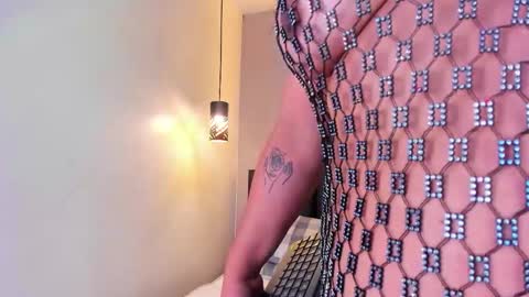 Snapshot of memphiswilliams chatting on November 13, 3:05 am Memphis Williams online show from November 13, 3:05 am