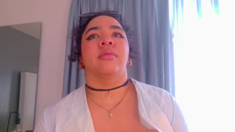 Snapshot of memphiswilliams chatting on November 17, 7:41 pm Memphis Williams online show from November 17, 7:41 pm