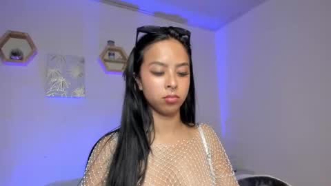 Snapshot of mencia_sharmaa chatting on September 11, 4:12 am Menca of your love online show from September 11, 4:12 am