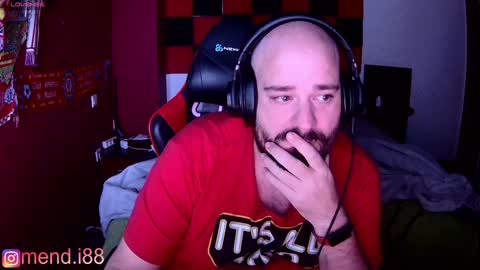 menditeta online show from December 11, 1:58 am