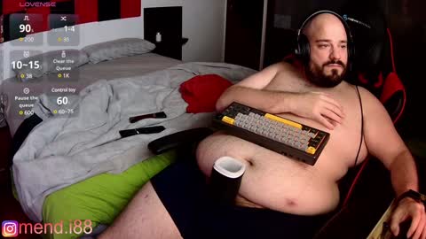 menditeta online show from December 11, 5:00 am