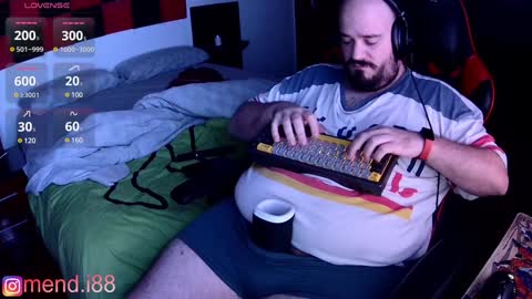 menditeta online show from December 14, 2:56 am