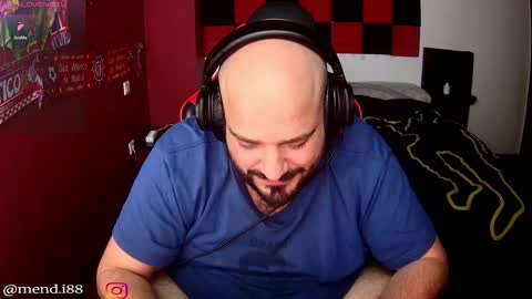 menditeta online show from November 18, 9:08 pm