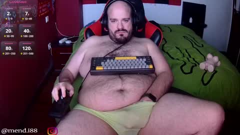 menditeta online show from February 3, 2:53 am