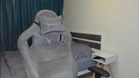 Mickey online show from December 5, 3:48 am