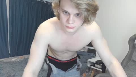 Mickey online show from December 16, 11:22 am