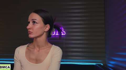  NIKKY  STIVE     Every day from 1000  to 200  EST time. online show from October 27, 6:06 am