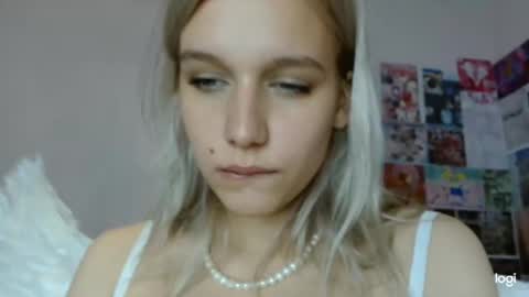 Lilu online show from February 19, 6:55 am