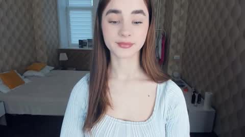 Julie online show from October 25, 1:18 pm