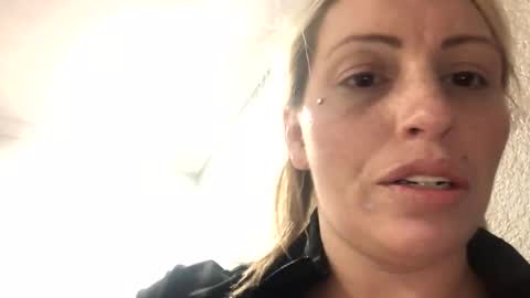 Snapshot of meowzers777 chatting on February 14, 5:04 am meowzers777 online show from February 14, 5:04 am