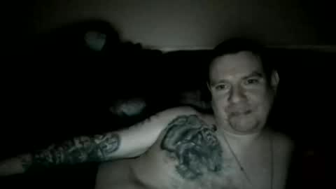 Snapshot of mercher627021 chatting on February 13, 9:11 pm ezio online show from February 13, 9:11 pm