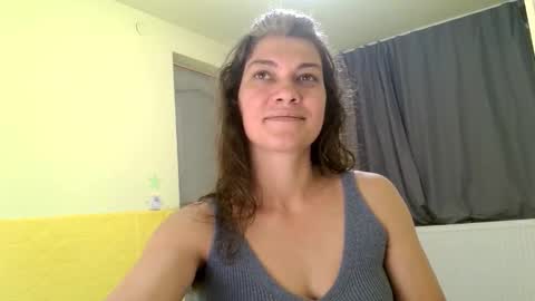 Miss Helena online show from October 24, 3:30 pm