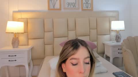   online show from December 11, 3:02 am