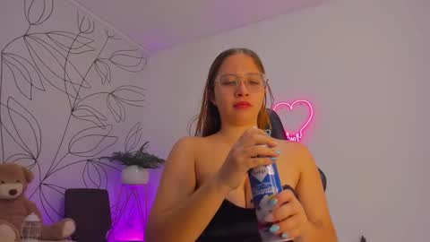 merida06 online show from October 25, 2:30 am