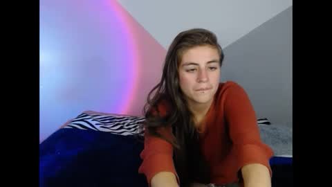 Snapshot of merily_duff chatting on December 1, 7:30 pm MERILY online show from December 1, 7:30 pm