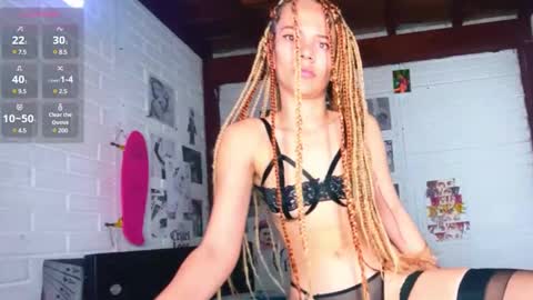 AURORA online show from December 6, 3:33 pm