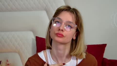 Merlin online show from March 21, 6:55 pm