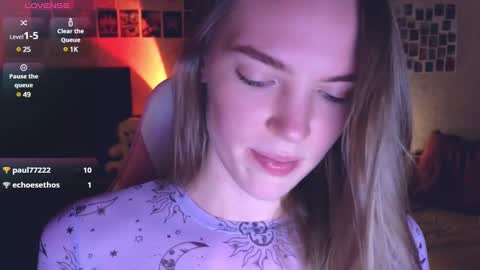 Snapshot of merry_dancers_ chatting on January 16, 8:25 pm Susan online show from January 16, 8:25 pm