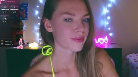 Susan online show from November 29, 4:21 pm