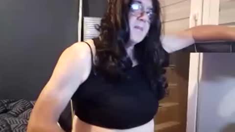 Snapshot of mery3881 chatting on September 24, 11:08 pm mery3881 online show from September 24, 11:08 pm