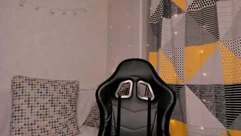 Snapshot of mery_my chatting on March 21, 2:09 pm mary online show from March 21, 2:09 pm