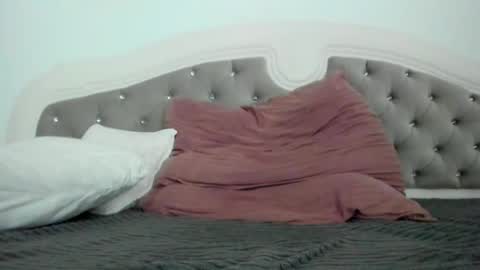 Snapshot of meryamvip1 chatting on December 2, 9:56 am Mary online show from December 2, 9:56 am