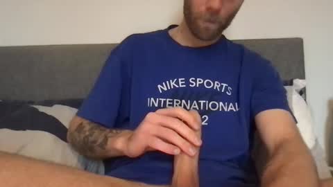 messageme11 online show from December 17, 1:05 pm