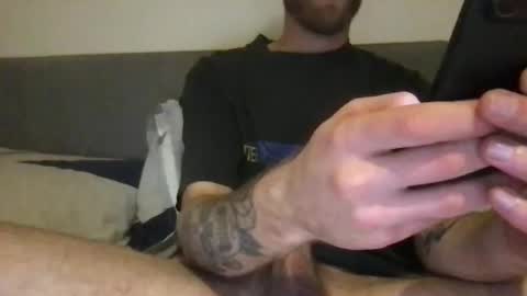 messageme11 online show from November 13, 7:02 pm