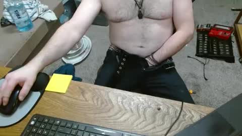 Snapshot of metalsharkk chatting on January 30, 6:13 am metalsharkk online show from January 30, 6:13 am