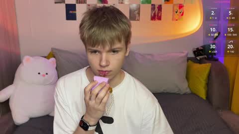 Arthur online show from March 30, 9:05 pm